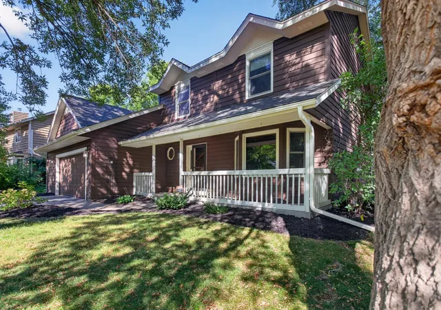 Photo 1 of Single family home for sale at 4720 Orchid Ln N, Minneapolis, MN 55446 | MLS# 7137898 | Listing updated on 2026-10-27
