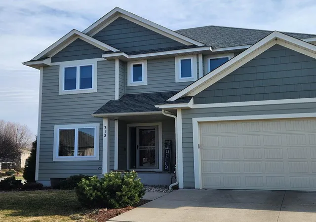 Photo 1 of Sale Pending at 712 Heritage Trl Ne, New Prague, MN 56071 | MLS# 7137903 | Listing updated on 2026-09-02
