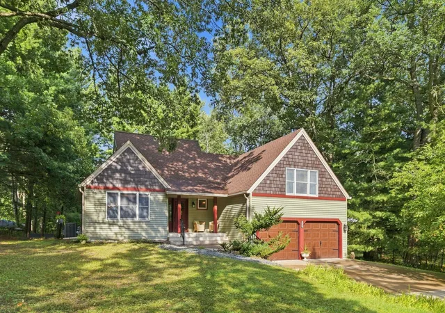 Photo 1 of Single family home for sale at 619 Birchwood Ave, Saint Paul, MN 55110 | MLS# 7137917 | Listing updated on 2026-09-05