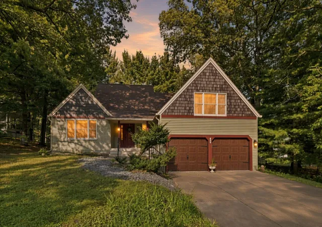 Photo 35 of Single family home for sale at 619 Birchwood Ave, Saint Paul, MN 55110 | MLS# 7137917 | Listing updated on 2026-09-05