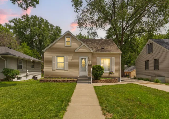 Photo 1 of Single family home for sale at 3229 Texas Ave S, Minneapolis, MN 55426 | MLS# 7137997 | Listing updated on 2026-09-18