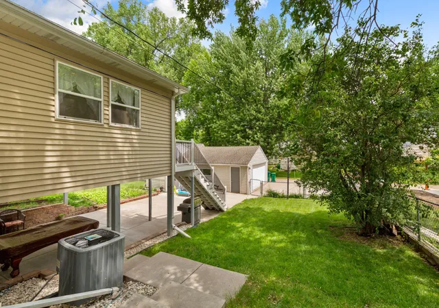 Photo 4 of Single family home for sale at 3229 Texas Ave S, Minneapolis, MN 55426 | MLS# 7137997 | Listing updated on 2026-09-18