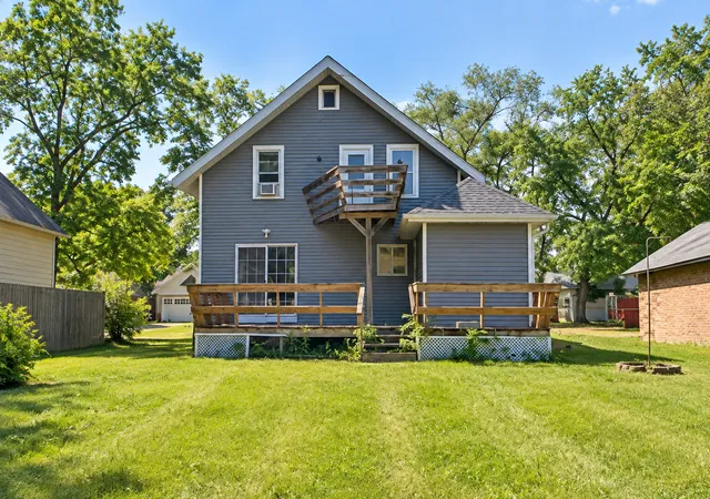 Photo 2 of Single family home for sale at 719 5th Avenue Nw, Faribault, MN 55021 | MLS# 7138006 | Listing updated on 2026-09-06