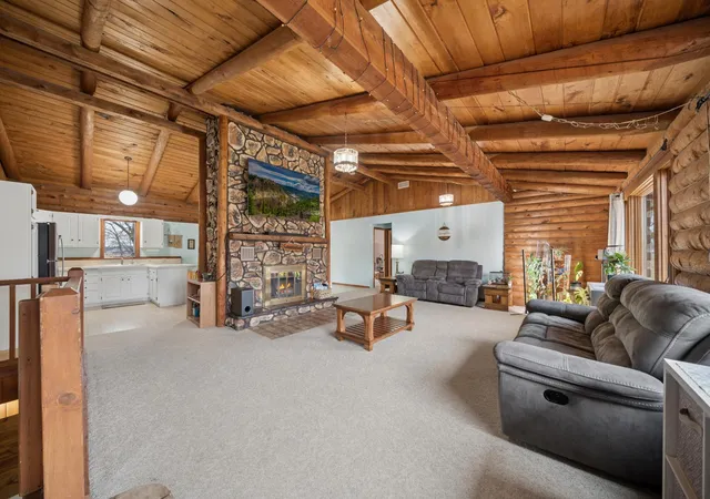 Photo 2 of Single family home for sale at 830 W Church St, Belle Plaine, MN 56011 | MLS# 7138012 | Listing updated on 2026-10-17
