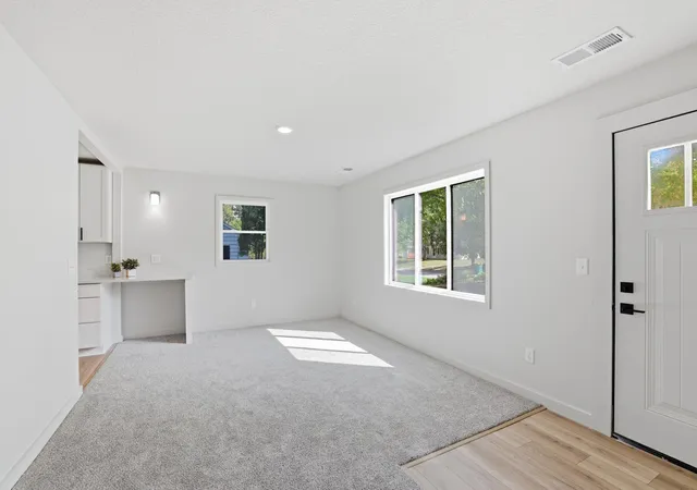 Photo 3 of Single family home for sale at 3401 Quail Ave N, Minneapolis, MN 55422 | MLS# 7138037 | Listing updated on 2026-09-17
