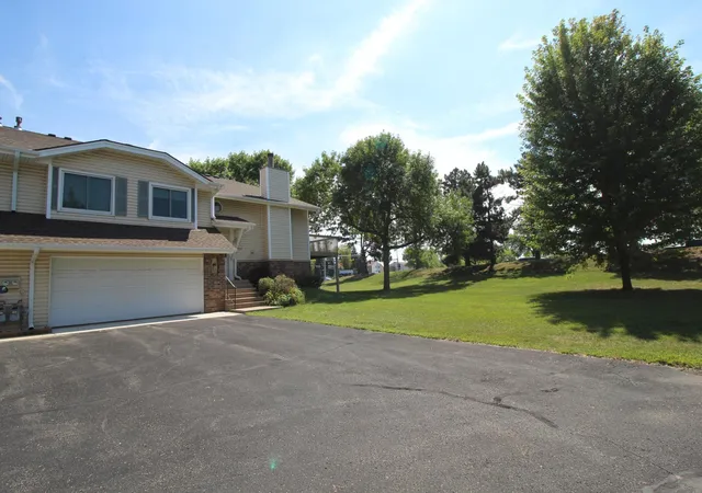 Photo 2 of Single family home for sale at 14474 Portland Ave, Burnsville, MN 55337 | MLS# 7138051 | Listing updated on 2026-09-05
