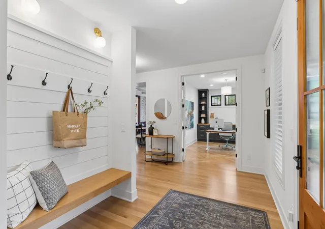 Photo 4 of Single family home for sale at 363 Woodlawn Ave, Saint Paul, MN 55105 | MLS# 7138061 | Listing updated on 2026-10-02