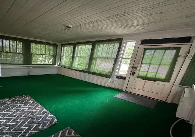 Photo 4 of Single family home for sale at 1034 University Dr N, Fargo, ND 58102 | MLS# 7138085 | Listing updated on 2026-09-04