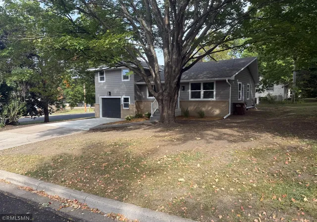 Photo 2 of Single family home for sale at 200 6th Avenue S, Buffalo, MN 55313 | MLS# 7138087 | Listing updated on 2026-10-15