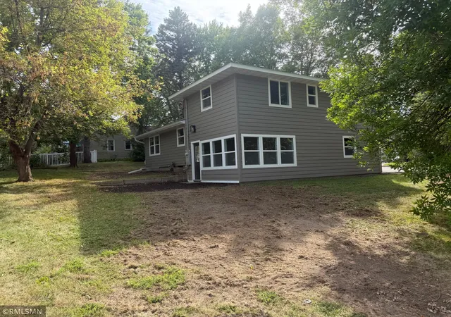 Photo 3 of Single family home for sale at 200 6th Avenue S, Buffalo, MN 55313 | MLS# 7138087 | Listing updated on 2026-10-06