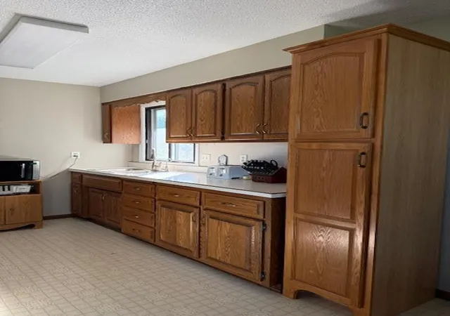 Photo 3 of Single family home for sale at 1103 2nd Avenue Se, Barnesville, MN 56514 | MLS# 7138115 | Listing updated on 2026-09-23