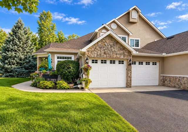 Photo 1 of Single family home for sale at 13904 Shoreside Ct, Savage, MN 55378 | MLS# 7138126 | Listing updated on 2026-09-06