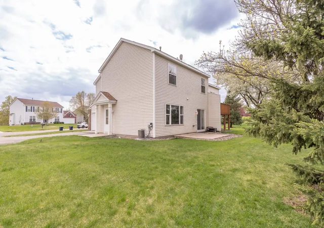 Photo 3 of Sale Pending at 15570 Finch Ave, Saint Paul, MN 55124 | MLS# 7138137 | Listing updated on 2026-09-18