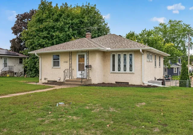 Photo 1 of Single family home for sale at 1042 6th Avenue S, South Saint Paul, MN 55075 | MLS# 7138150 | Listing updated on 2026-10-03