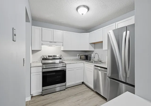 Photo 1 of Condo for sale at 1871 Silver Bell Rd #107, Saint Paul, MN 55122 | MLS# 7138153 | Listing updated on 2026-09-04