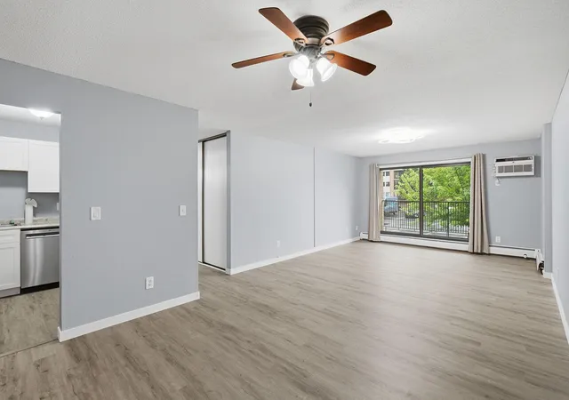Photo 4 of Condo for sale at 1871 Silver Bell Rd #107, Saint Paul, MN 55122 | MLS# 7138153 | Listing updated on 2026-09-04