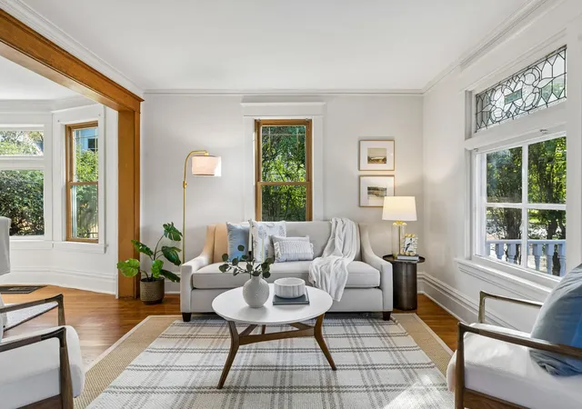 Photo 3 of Single family home for sale at 178 Wilder St N, Saint Paul, MN 55104 | MLS# 7138154 | Listing updated on 2026-10-09