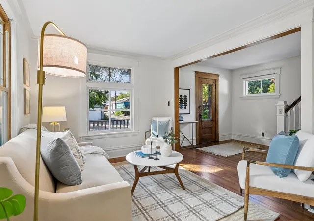 Photo 4 of Single family home for sale at 178 Wilder St N, Saint Paul, MN 55104 | MLS# 7138154 | Listing updated on 2026-10-09