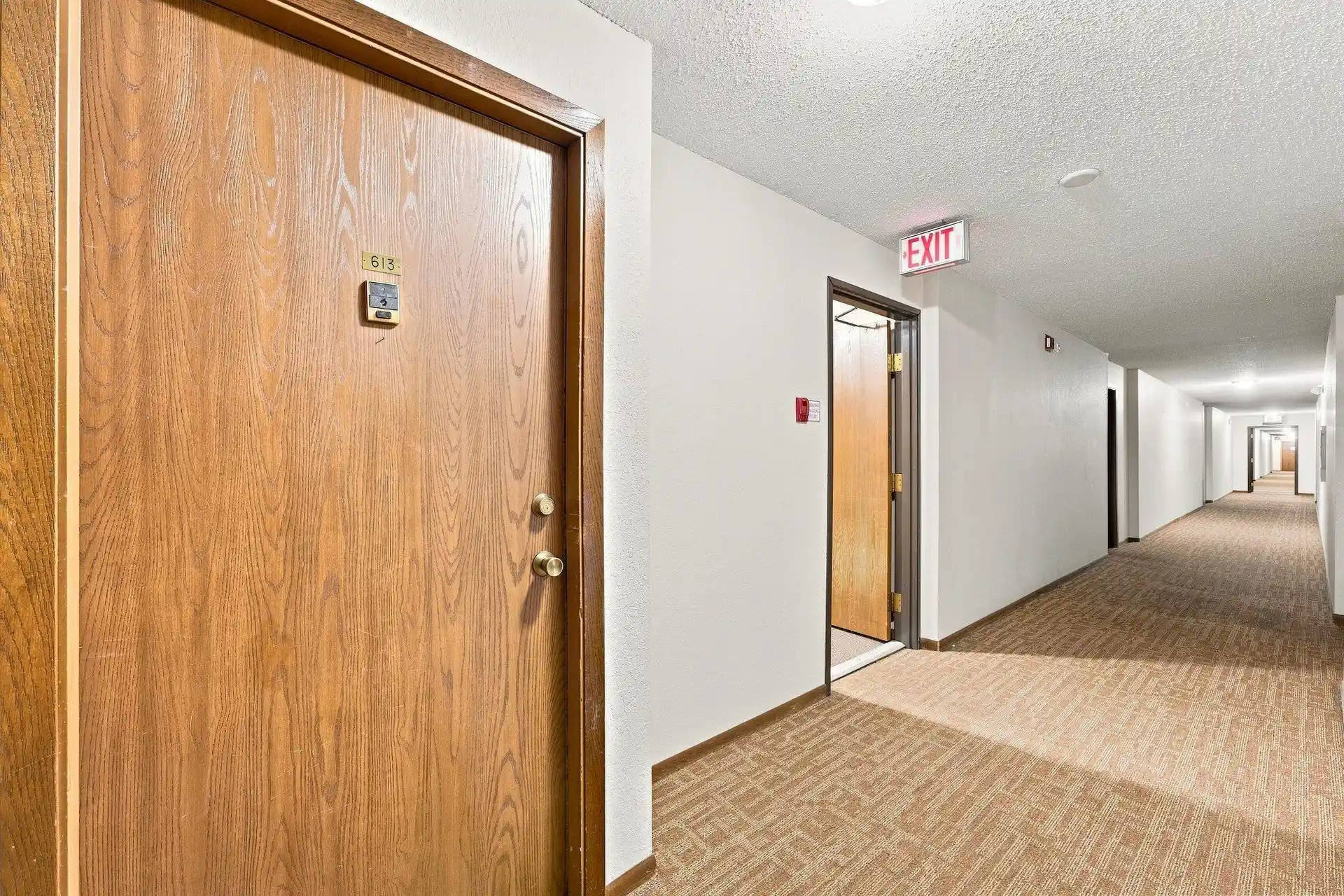 Listing Photo 2 - Condo for sale in 14630 Garrett Ave located at 14630 Garrett Ave, Apple Valley, MN 55124 - Unit #613