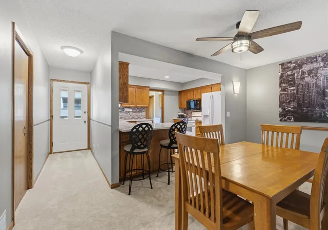 Photo 3 of Sale Pending at 1685 6th Avenue W, Shakopee, MN 55379 | MLS# 7138184 | Listing updated on 2026-09-21