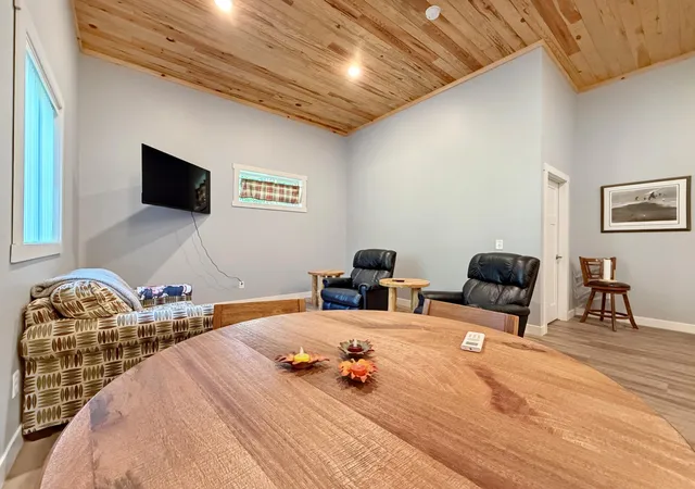 Photo 4 of Single family home for sale at 8940 Bemidji Rd NE, Bemidji, MN 56601 | MLS# 7138206 | Listing updated on 2026-09-04