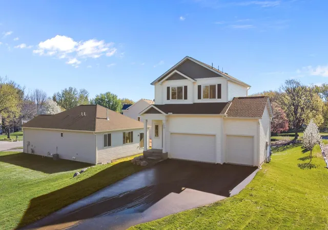 Photo 3 of Single family home for sale at 599 Stinson Blvd, Saint Paul, MN 55112 | MLS# 7138209 | Listing updated on 2026-09-06