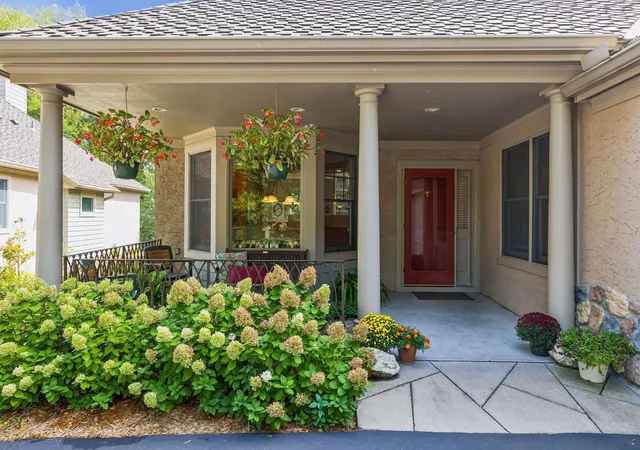 Photo 38 of Single family home for sale at 5329 Ashcroft Rd, Minnetonka, MN 55345 | MLS# 7138216 | Listing updated on 2026-09-14