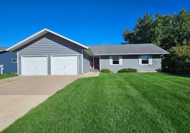 Photo 1 of Single family home for sale at 30 Tews Ave, Lewiston, MN 55952 | MLS# 7138264 | Listing updated on 2026-10-21