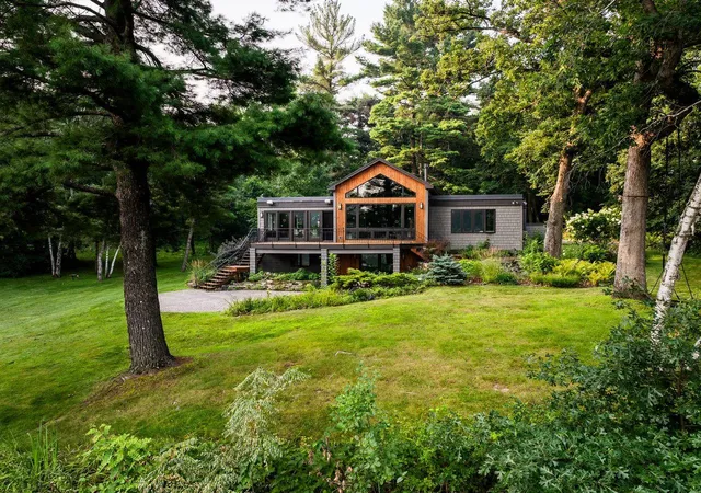 Photo 3 of Sale Pending at 345 Salem Church Rd, Saint Paul, MN 55118 | MLS# 7138279 | Listing updated on 2026-10-08