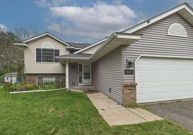 Photo 3 of Single family home for sale at 26245 Golden Ave, Wyoming, MN 55092 | MLS# 7138331 | Listing updated on 2026-10-05