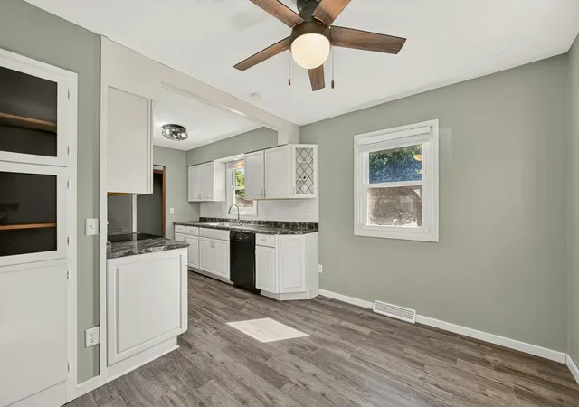 Photo 4 of Single family home for sale at 1604 9th Avenue SE, Rochester, MN 55904 | MLS# 7138424 | Listing updated on 2026-09-21