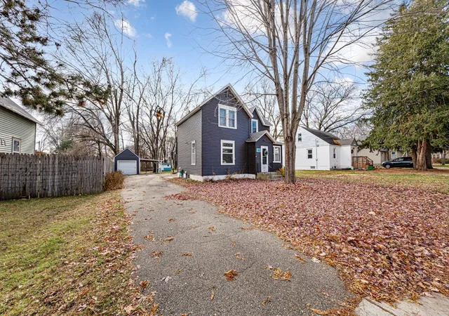 Photo 1 of Single family home for sale at 15 14th Street Ne, Faribault, MN 55021 | MLS# 7138461 | Listing updated on 2026-09-04
