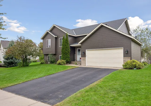 Photo 2 of Single family home for sale at 8676 Fairhill Ln, Monticello, MN 55362 | MLS# 7138463 | Listing updated on 2026-09-30