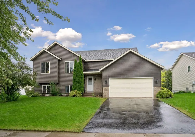 Photo 3 of Single family home for sale at 8676 Fairhill Ln, Monticello, MN 55362 | MLS# 7138463 | Listing updated on 2026-09-30