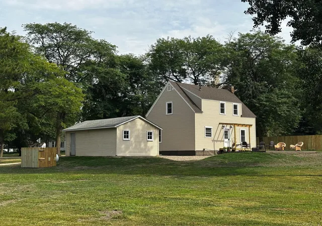 Photo 2 of Single family home for sale at 405 Main St, Alberta, MN 56207 | MLS# 7138472 | Listing updated on 2026-09-04