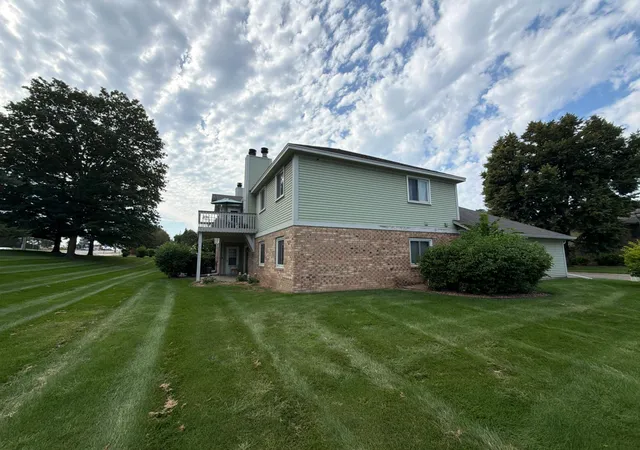 Photo 2 of Condo for sale at 5135 Balmoral Ln, Minneapolis, MN 55437 | MLS# 7138477 | Listing updated on 2026-09-17