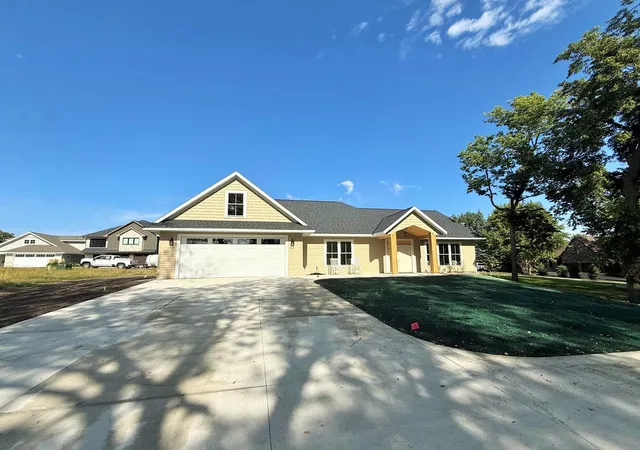 Photo 35 of Single family home for sale at 11628 Indian Beach Rd #7, Spicer, MN 56288 | MLS# 7138480 | Listing updated on 2026-09-04