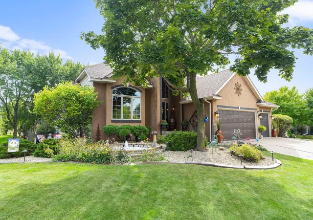 Photo 3 of Single family home for sale at 17269 80th Place N, Maple Grove, MN 55311 | MLS# 7138519 | Listing updated on 2026-09-19