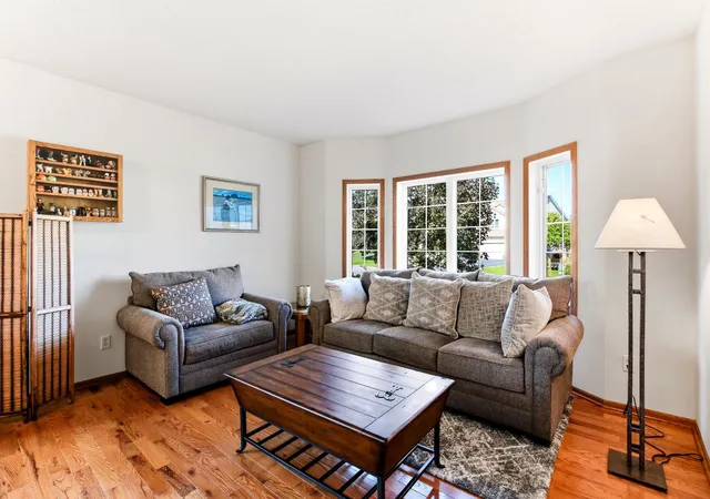 Photo 3 of Single family home for sale at 6814 Wildflower Dr S, Cottage Grove, MN 55016 | MLS# 7138523 | Listing updated on 2026-09-22