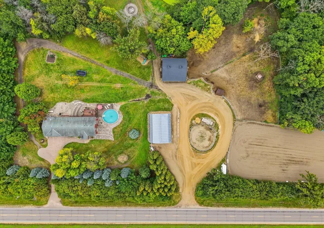 Photo 2 of Single family home for sale at 10525 Highway 25, Cologne, MN 55322 | MLS# 7138550 | Listing updated on 2026-10-14
