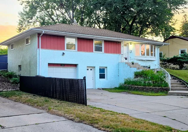 Photo 1 of Single family home for sale at 1515 Birmingham St, Saint Paul, MN 55106 | MLS# 7138576 | Listing updated on 2026-09-04