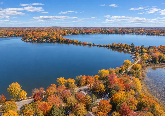 Photo 1 of Single family home for sale at 1001 Lakeshore Dr, Big Lake, MN 55309 | MLS# 7138627 | Listing updated on 2026-10-20