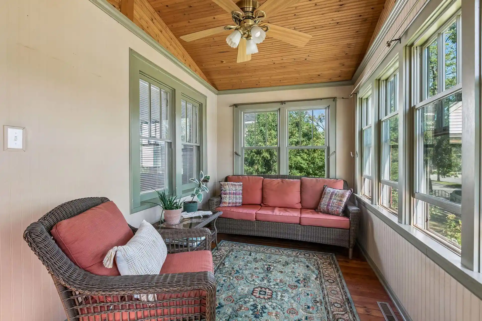 Photo 3 of Single family home for sale at 2761 Zenith Ave N, Minneapolis, MN 55422 | MLS# 7138686 | Listing updated on 2026-10-23