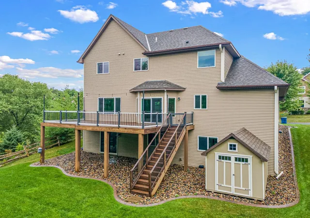 Photo 4 of Single family home for sale at 2244 Woodlyn Ridge Ct, Mound, MN 55364 | MLS# 7138689 | Listing updated on 2026-09-15