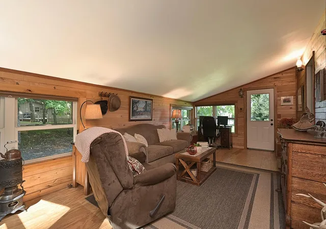 Photo 4 of Sale Pending at 55556 Eggar Rd, Spring Lake, MN 56680 | MLS# 7138696 | Listing updated on 2026-10-09