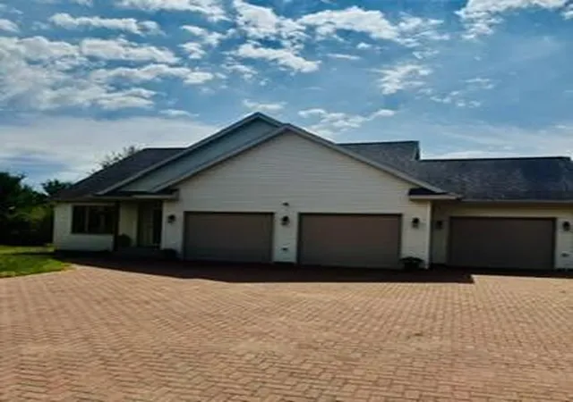 Photo 1 of Sale Pending at 2490 88th Avenue, Osceola, WI 54020 | MLS# 7138702 | Listing updated on 2026-09-22