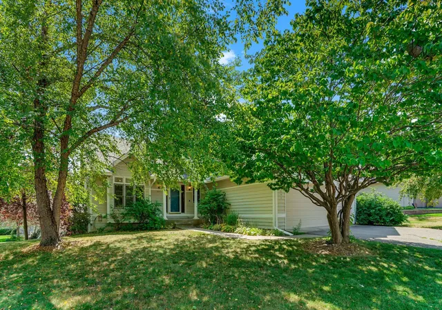 Photo 1 of Single family home for sale at 8843 Blackoaks Ln N, Maple Grove, MN 55311 | MLS# 7138708 | Listing updated on 2026-09-04