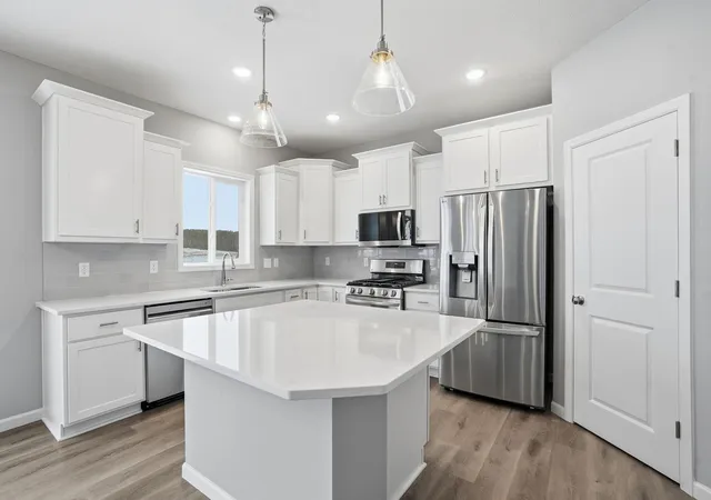 Photo 1 of Single family home for sale at 921 Buffalo St Nw, Delano, MN 55328 | MLS# 7138709 | Listing updated on 2026-09-21