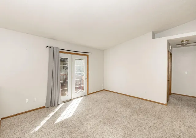 Photo 2 of Townhouse for sale at 1807 32 Avenue S, Fargo, ND 58103 | MLS# 7138710 | Listing updated on 2026-09-13