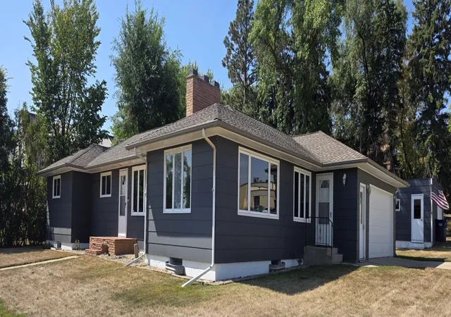 Photo 1 of Single family home for sale at 602 Ash St, Lisbon, ND 58054 | MLS# 7138723 | Listing updated on 2026-09-05